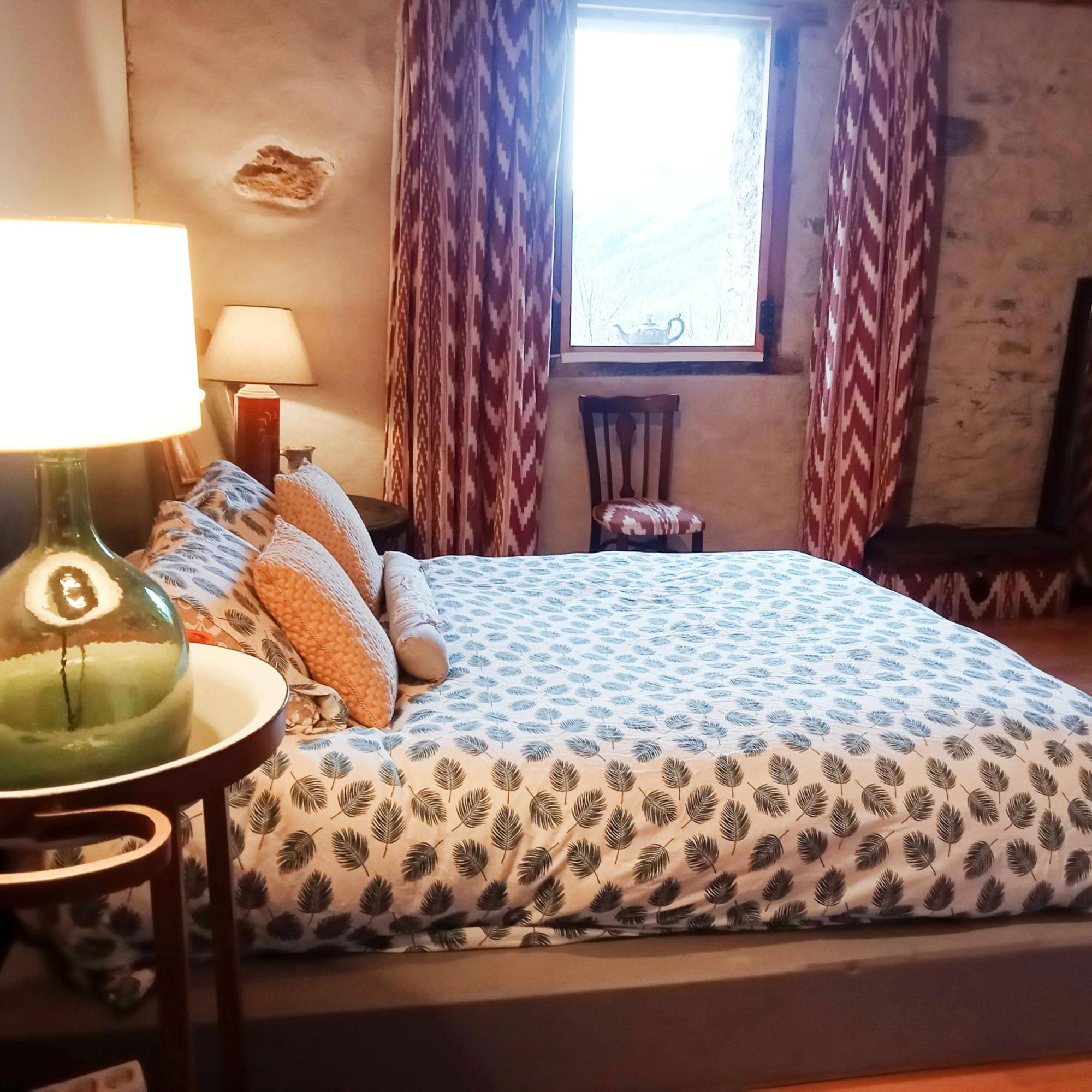 Suite En Cuadra Pajar, Casa Rural Hoz de Jaca Eksteriør bilde