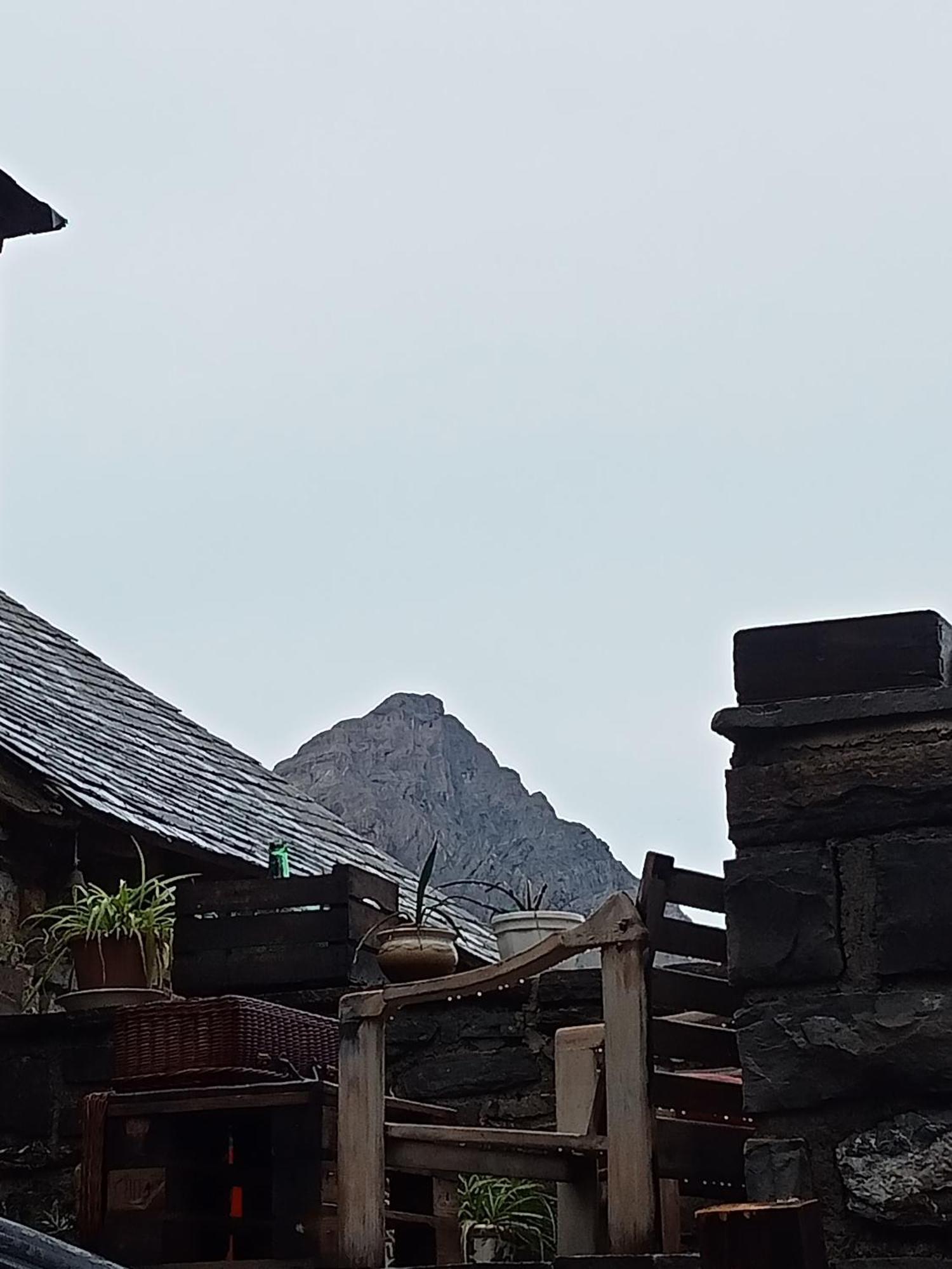 Suite En Cuadra Pajar, Casa Rural Hoz de Jaca Eksteriør bilde
