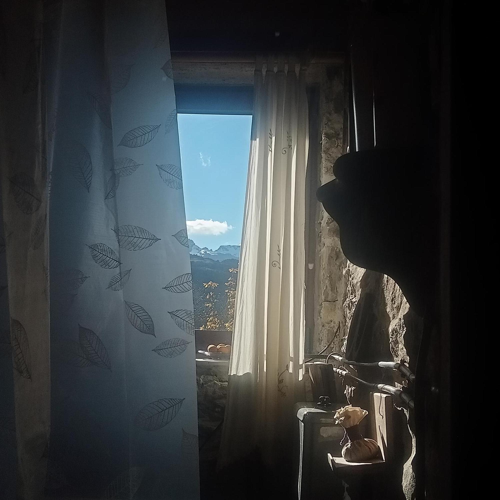 Suite En Cuadra Pajar, Casa Rural Hoz de Jaca Eksteriør bilde
